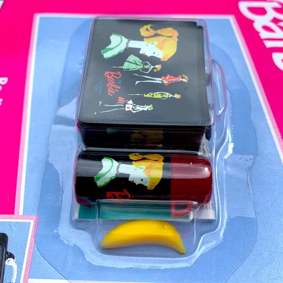 BARBIE keychain Lunch Kit vintage - Picture 8 of 12